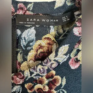 Zara Jacquard Top Women's Size‎ M Floral Tapestry Frayed Fringed Short Sleeve thumbnail 11