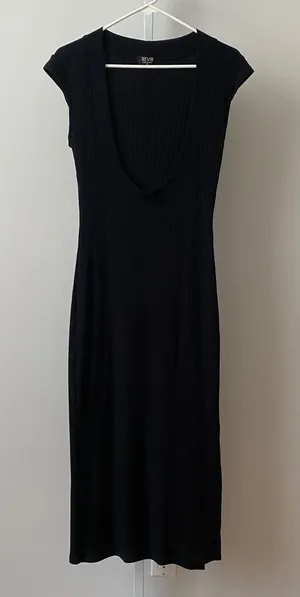 REVIR Ribbed Office Siren Clean Minimalist Deep Scoop Neck Midi Dress S Black thumbnail 1