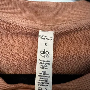 ALO Yoga Fade Distressed Pullover Crewneck Sweatshirt Womens Small Tan thumbnail 4