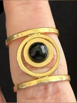 Madewell brass tone ring black stone sz 8 thumbnail 1