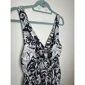 Anthropologie‎ Drama V Neck Maxi Dress Sz M Black White Open Back thumbnail 8