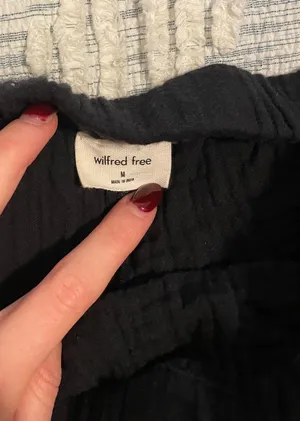 Aritzia Wilfred Shorts thumbnail 4