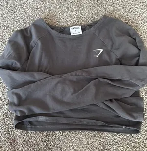 Gymshark Cropped Long Sleeve Workout thumbnail 1
