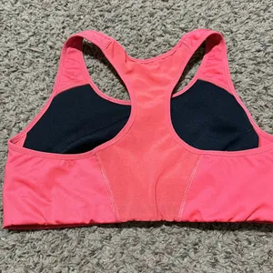 Nike sports bra thumbnail 3