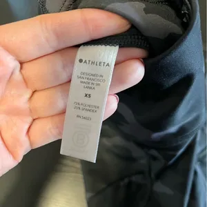 Athleta Ultimate Stash Pocket‎ Camo 7” Shorts Biker XS thumbnail 9