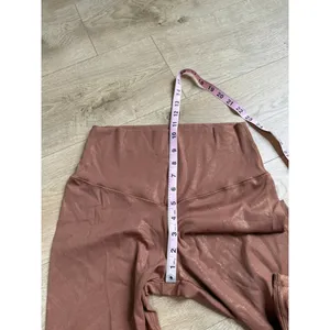 EUC Offline by Aerie brown shimmery sparkle CROP 14" inseam Bikers Shorts size L thumbnail 6