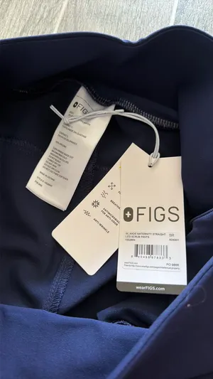 FIGS Scrub Pants thumbnail 4