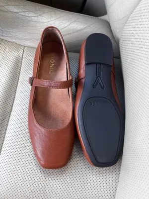 Brand New Vionic Alameda Leather Mary Jane Flats thumbnail 2