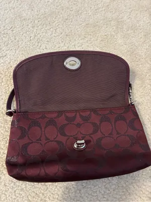 Coach Burgundy Signature Turnlock Shoulder Bag thumbnail 4