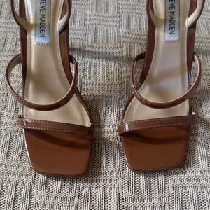 Steve Madden Brown Strappy Heels thumbnail 10