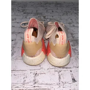 Adidas NMD R1‎ Primeknit Womens pink/white CQ2030 Running Shoes Size 8.5 thumbnail 4