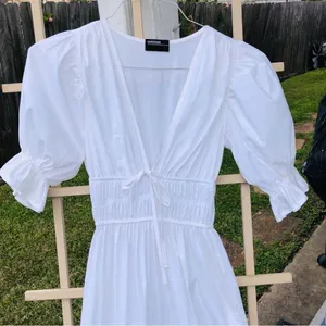 White Cotton Blend Tiered Puff Sleeves Maxi Dress M thumbnail 2