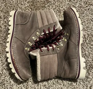 Timberland‎ Taupe Leather Faux Fur Lined Lace Up Hiking Boots Burgundy Accents thumbnail 1