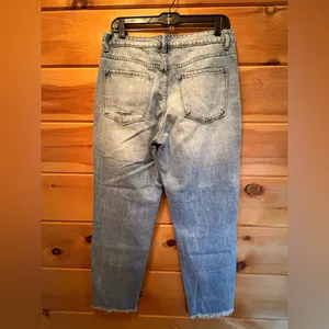 Pink Lily High Rise Distressed 5 Button Light Blue Jeans size 9 thumbnail 2