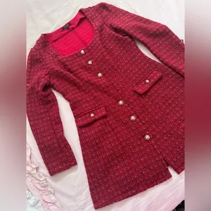 Red Tweed Button thumbnail 2
