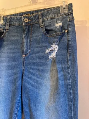 Arizona Jeans Womens Distressed Bootcut Denim Pants With Faded Detailing Size 9 thumbnail 3