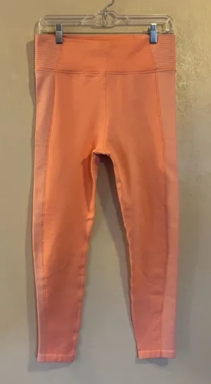 NWOT OFFLINE By Aerie Seamless High Waisted Two Tone Leggings sz L thumbnail 1