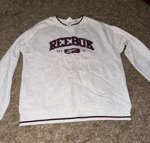 Reebok Sweatshirt thumbnail 1