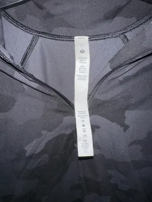 Lululemon Cropped Half-Zip thumbnail 5