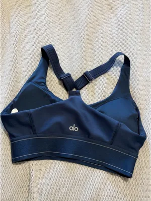 Alo Yoga Suit Up Airlift Bra thumbnail 2