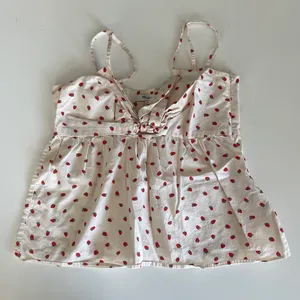 Madewell strawberry tank blouse thumbnail 1