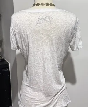 Delia's Vintage Y2K-era "Doe" Graphic White Burnout V-neck T-shirt thumbnail 5