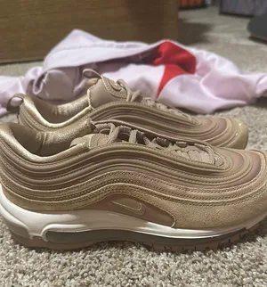 Nike Air Max Shoes thumbnail 1