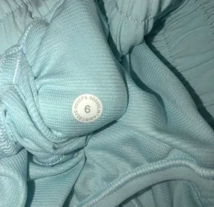 Lululemon Hotty Hot Shorts thumbnail 2