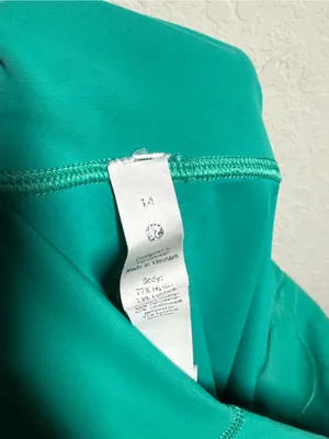 Lululemon Wunder Train High Rise Crop 23" Size 14 thumbnail 8