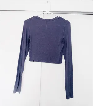 lululemon hold tight cropped long sleeve thumbnail 3