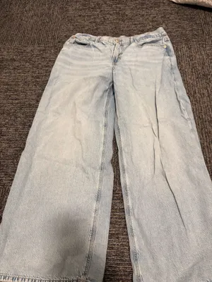 American Eagle Low-Rise Wide-Leg Jeans thumbnail 1