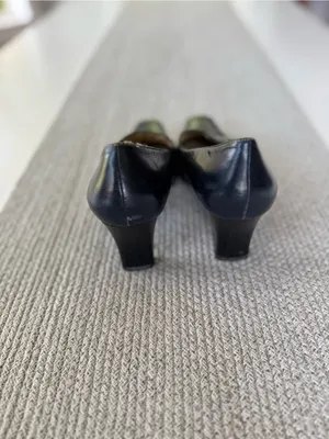 Liz Claiborne Navy Blue Leather Square-Toe Block Heel Loafers Size 8.5 thumbnail 4