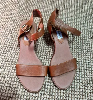 Cognac Leather Sandals thumbnail 1