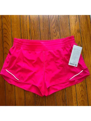 Lululemon Hotty Hot High Rise Short 2.5” Mulberry Spark Size 14 NWT thumbnail 2