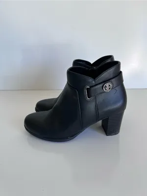 Giani Bernini Artmyss Padded Insole Faux Leather Ankle Boots Black Size 6 thumbnail 4