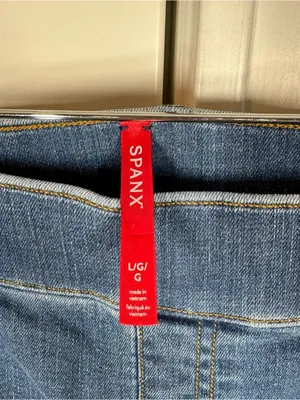 Spanx SPANXshape EveryWear Flare Jeans Vintage‎ Indigo size large 20456R pull on thumbnail 2