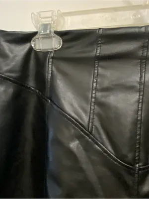 Womens Black Faux Leather Shorts L Large Waist 30 30” Goth Biker Punk Coquette thumbnail 2
