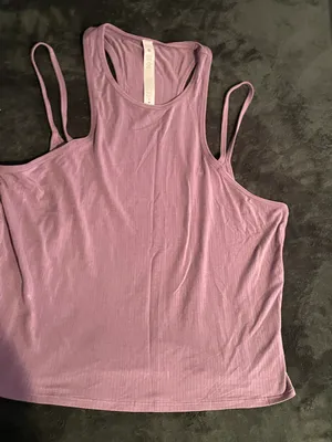 Lululemon Athletic Top thumbnail 1