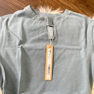 NWT Skims Cotton Jersey T-Shirt in Kyanite XS thumbnail 3