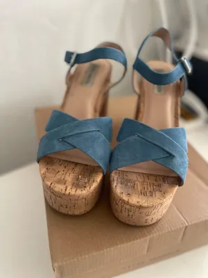 Steve Madden Brava Blue Suede Platform Heels thumbnail 2