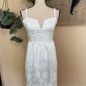NWOT Lulus Major Perfection White Floral Jacquard Midi Dress with Pockets thumbnail 4