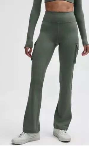 Lululemon everlux high rise cargo flared pant sage eucalyptus W5GQ6S size 8 thumbnail 1