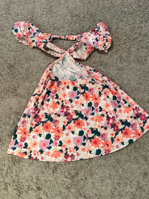 Amazon Mini Dress Cut-Out thumbnail 5