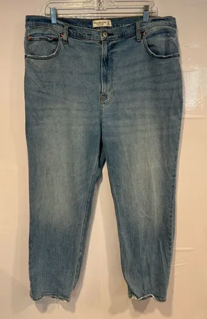 Abercrombie‎ & Fitch Light Blue Straight Leg Jeans thumbnail 1