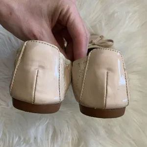 Beige Leather Ballet Flats Size 37 EU = 7 women’s thumbnail 4
