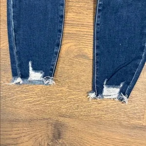 KanCan Women's Blue Jeans - size 7/27 thumbnail 2