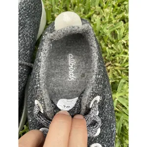 Allbirds Wool Runners Womens Size 6 Gray Merino Running Sneakers thumbnail 2