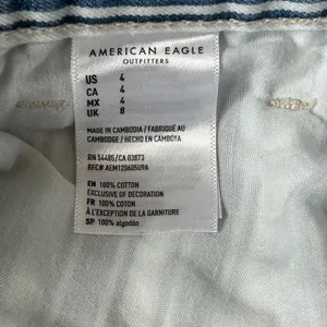 American Eagle Striped High Waisted Denim Shorts Blue White Cuffed Size 27w thumbnail 9