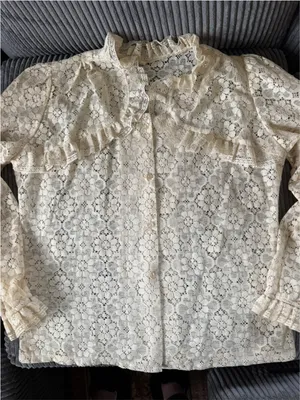 Vtg Y2K OG Eyelet S Lace Blouse Boho Cottagecore LS Ruffle Boutique Top thumbnail 2