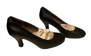 Hush Puppies Rosemore Black Leather Comfort Kitten Heel Pumps size 7.5M thumbnail 1